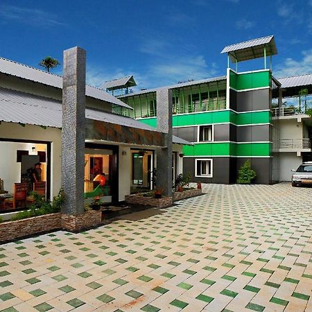 Thekkady Spice Valley Holiday Hotel Buitenkant foto