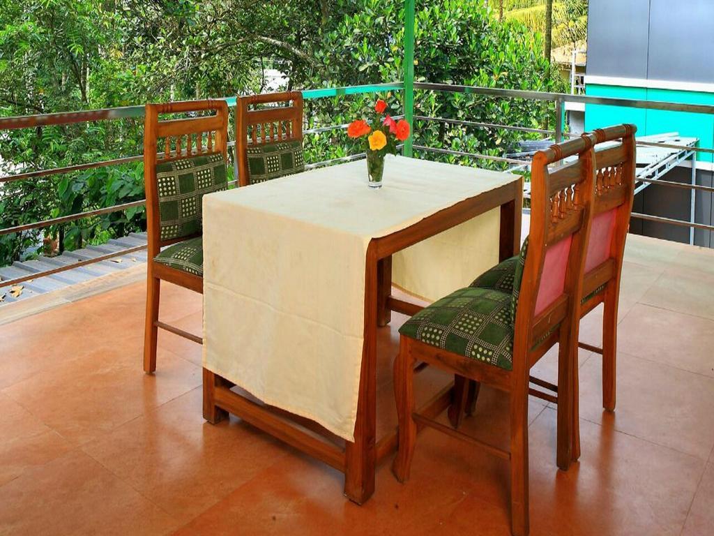 Thekkady Spice Valley Holiday Hotel Buitenkant foto