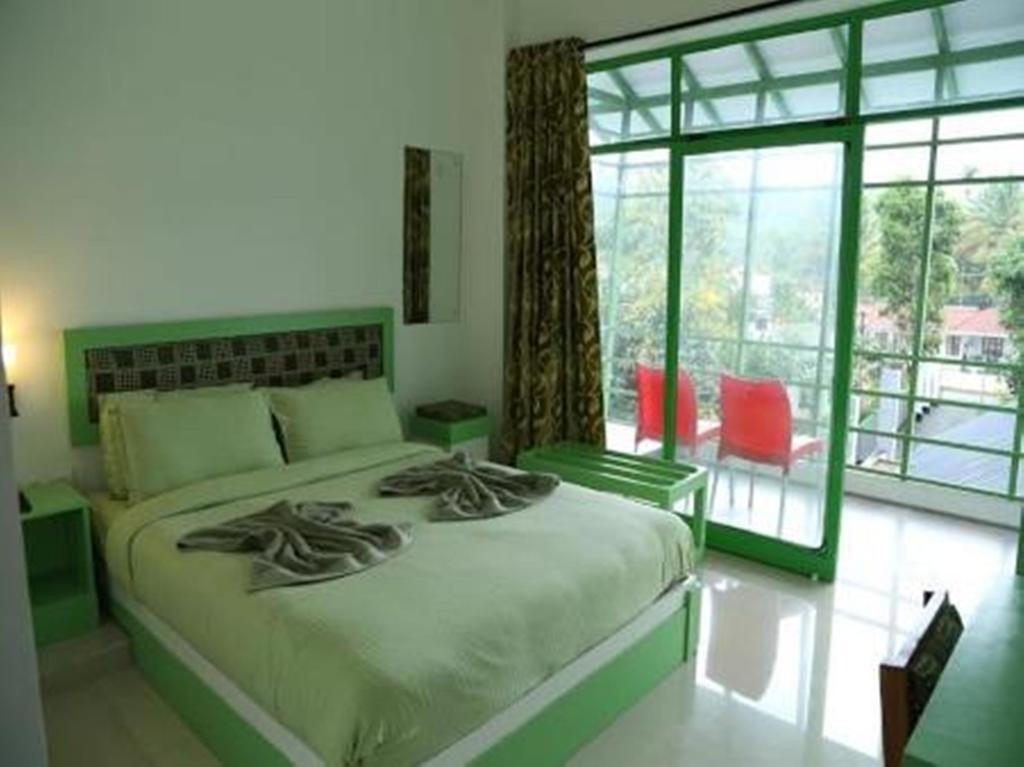 Thekkady Spice Valley Holiday Hotel Buitenkant foto
